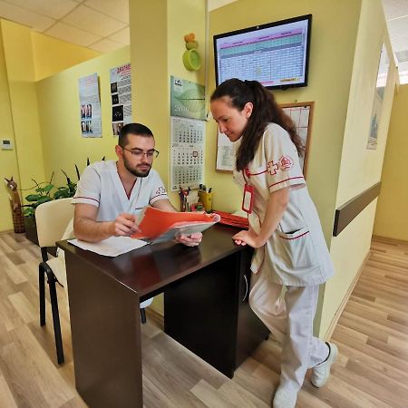 Hotel-Clinic Dr. Gechevi Pavel Banya Bagian luar foto