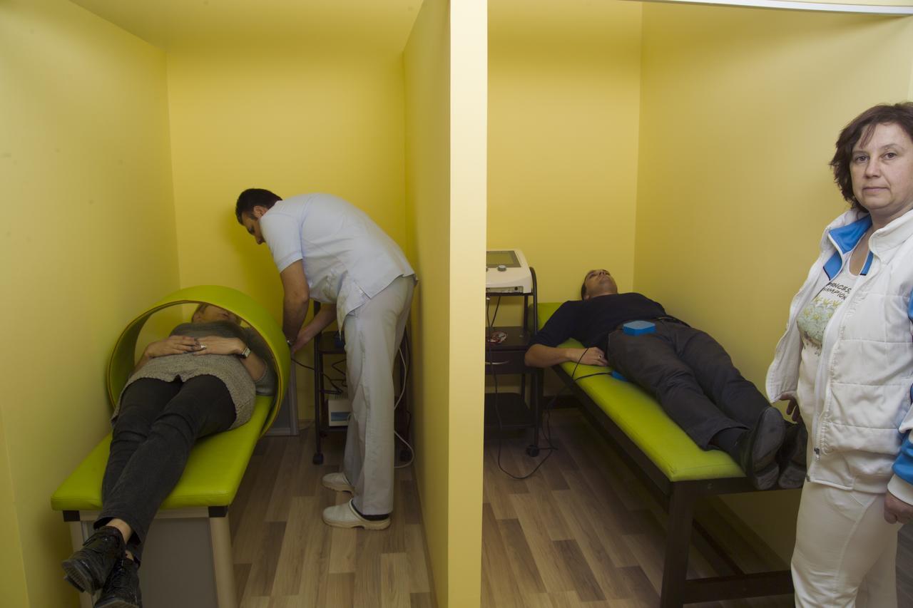 Hotel-Clinic Dr. Gechevi Pavel Banya Bagian luar foto