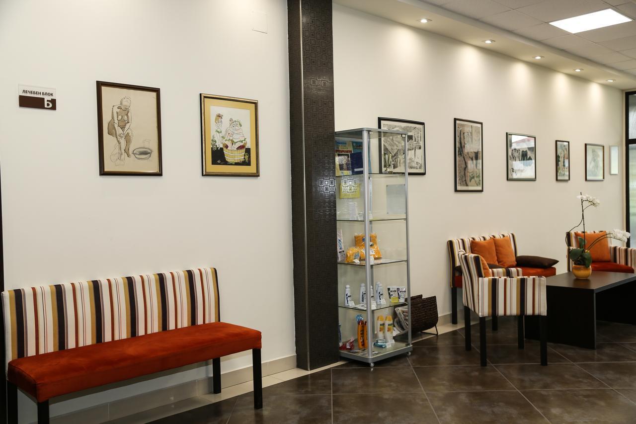 Hotel-Clinic Dr. Gechevi Pavel Banya Bagian luar foto