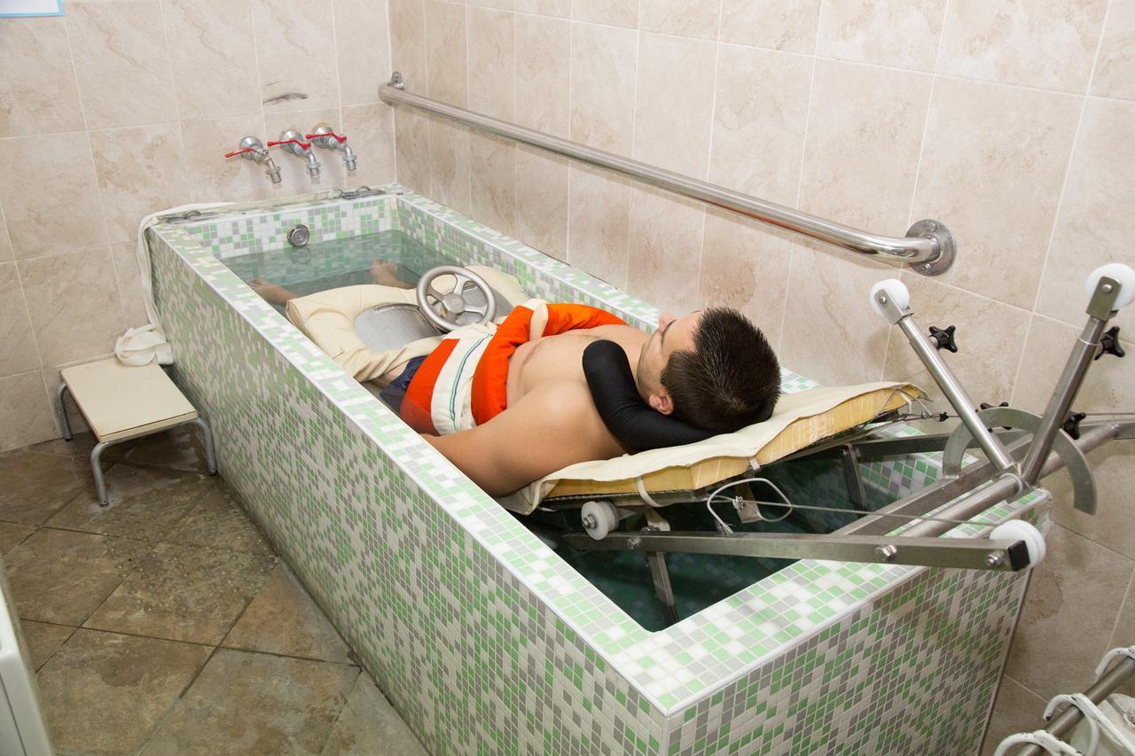 Hotel-Clinic Dr. Gechevi Pavel Banya Bagian luar foto