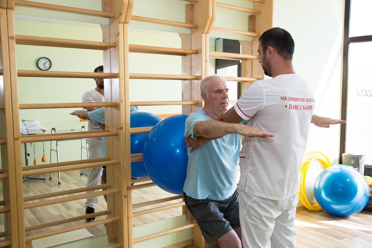 Hotel-Clinic Dr. Gechevi Pavel Banya Bagian luar foto