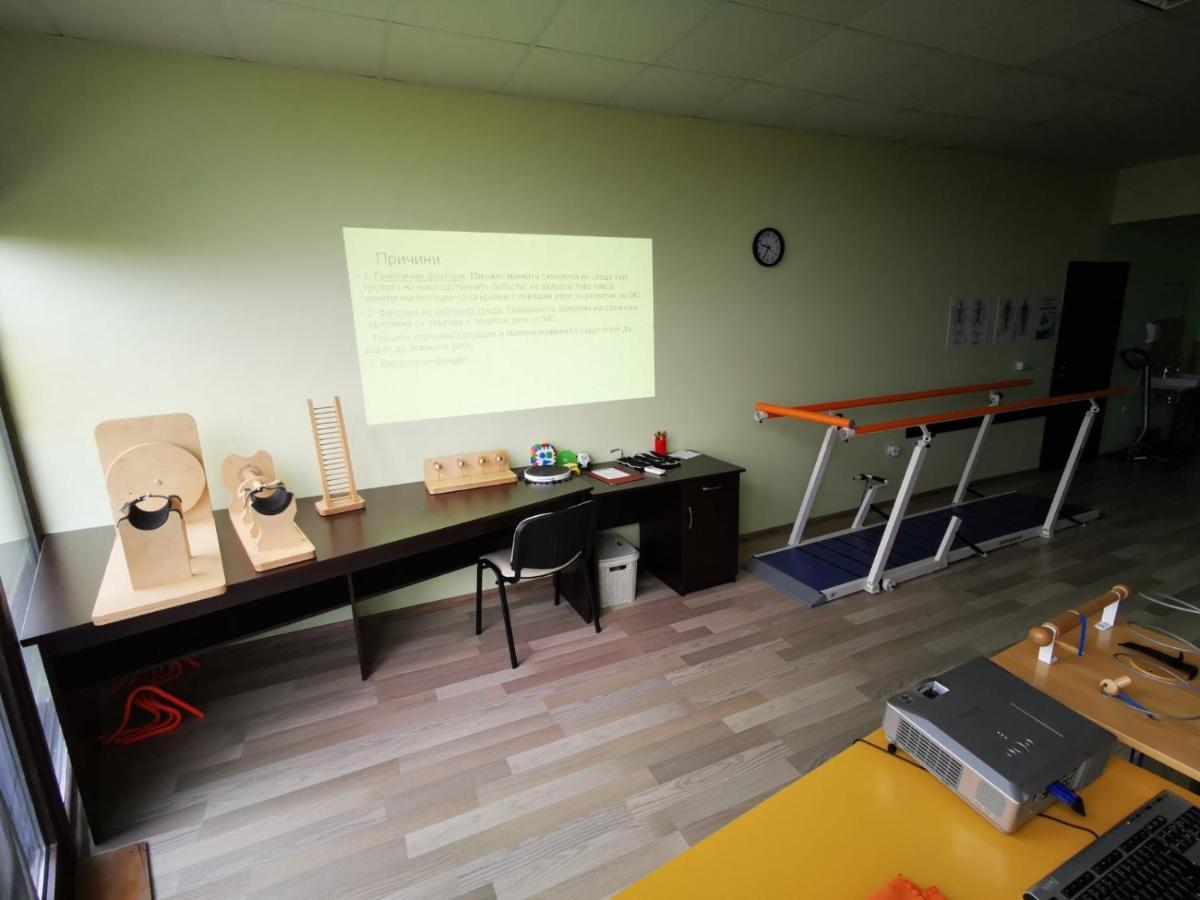 Hotel-Clinic Dr. Gechevi Pavel Banya Bagian luar foto